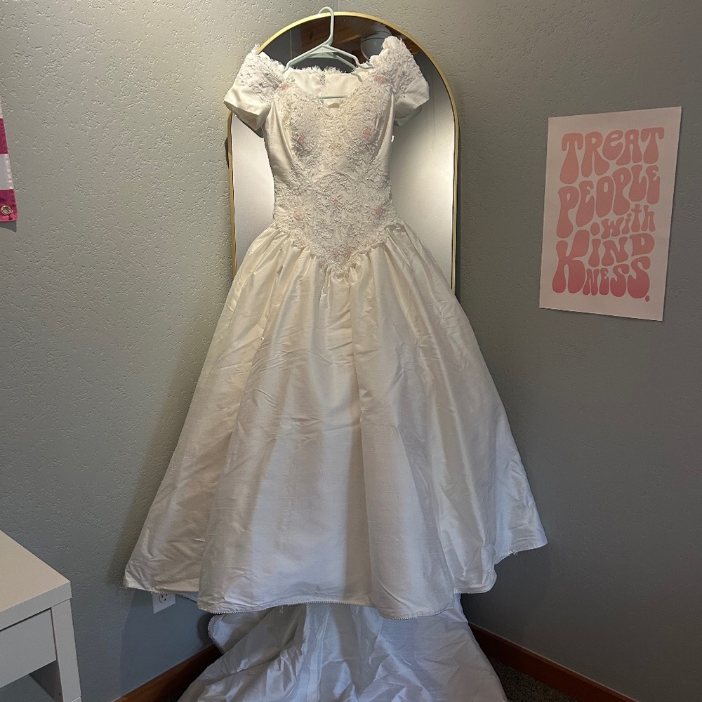 Paula Varsalona Wedding Dress